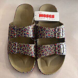 Freedom Moses Cheetah Kahki Slides Sandals. NWT